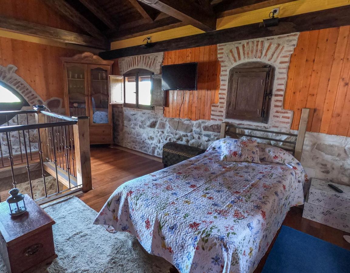 Villa La Casa Del Buho à Santa Maria la Real de Nieva Extérieur photo